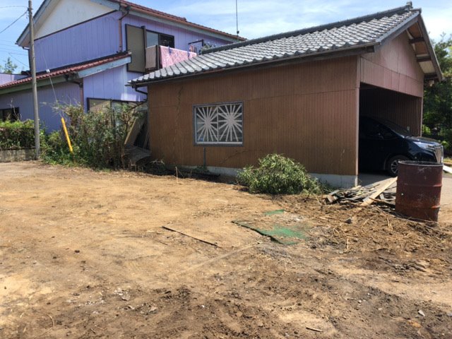 千葉県匝瑳市今泉の残置物撤去処分前の様子です。